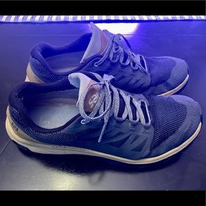 Salomon Outline Men’s Hiking Shoes